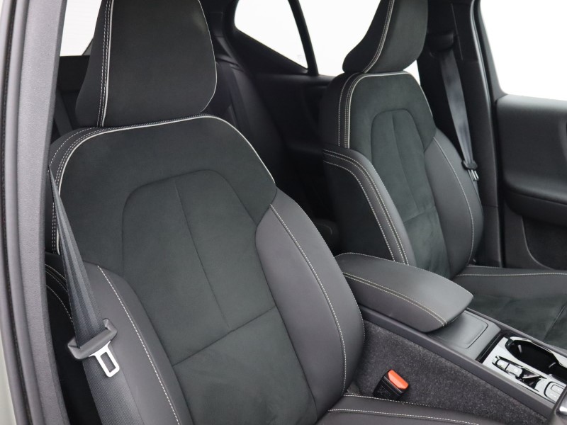 Used Volvo XC40 2025 for sale - 76981375: Photo 25