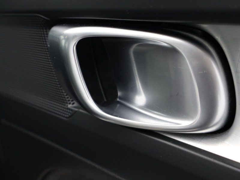 Used Volvo XC40 2023 for sale - 78179965: Photo 30