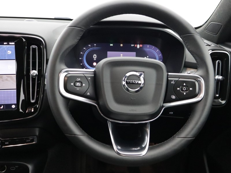 Used Volvo XC40 2023 for sale - 78179965: Photo 44