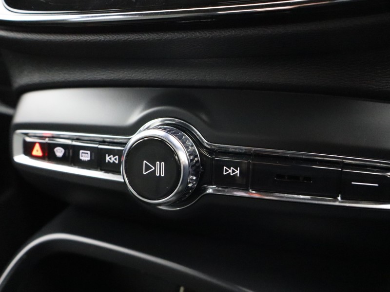 Used Volvo XC40 2023 for sale - 78179965: Photo 54