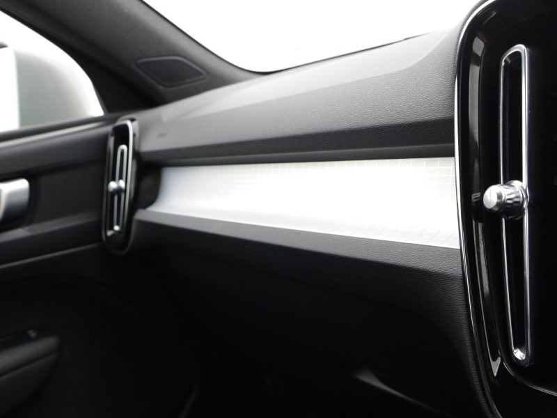 Used Volvo XC40 2023 for sale - 78179965: Photo 57