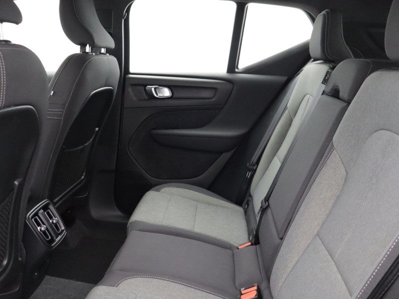 Used Volvo XC40 2023 for sale - 78179965: Photo 7