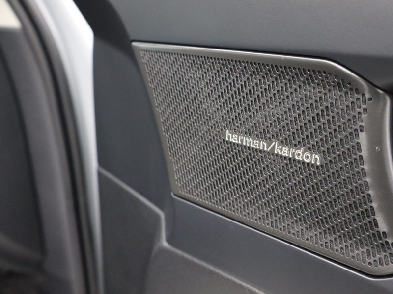 Used Volvo XC40 2025 for sale - 76982159: Photo 26