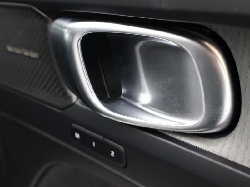 Used Volvo XC40 2025 for sale - 76982159: Photo 28