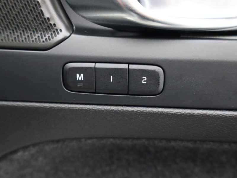 Used Volvo XC40 2025 for sale - 76982159: Photo 29