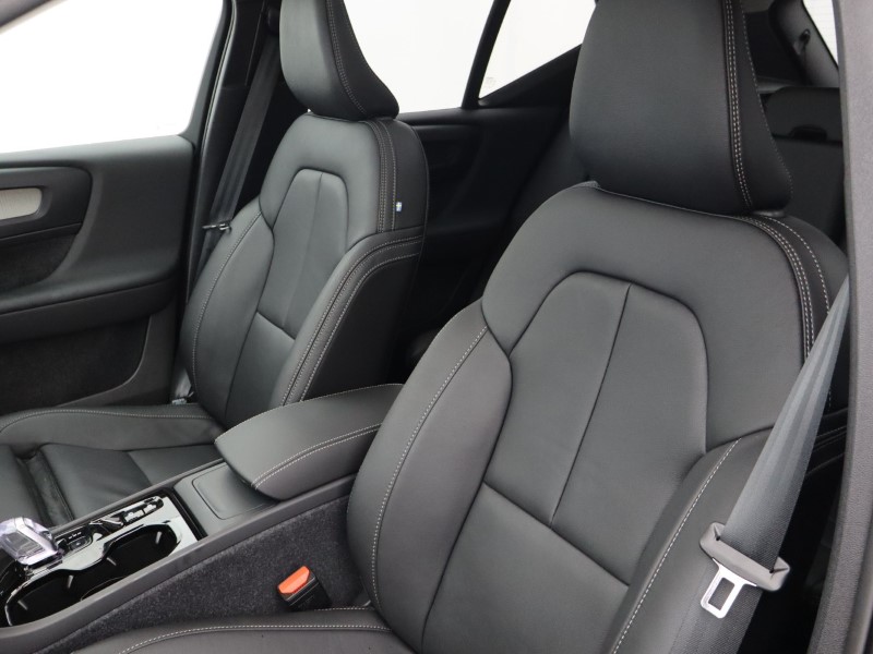 Used Volvo XC40 2025 for sale - 76982159: Photo 35