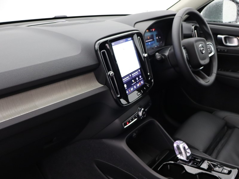 Used Volvo XC40 2025 for sale - 76982159: Photo 37