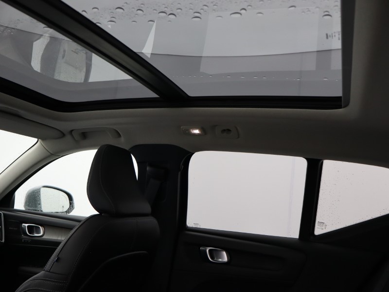 Used Volvo XC40 2025 for sale - 76982159: Photo 39