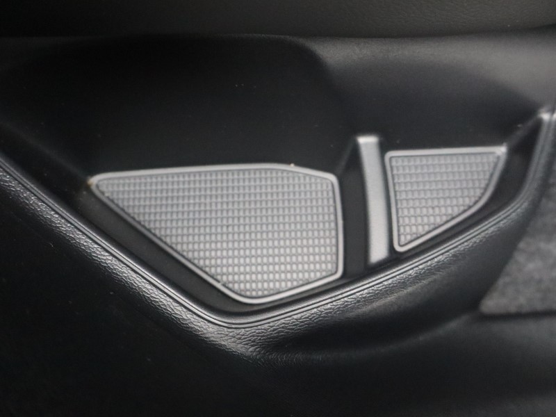 Used Volvo XC40 2025 for sale - 76982159: Photo 44