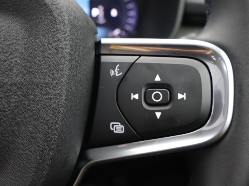 Used Volvo XC40 2025 for sale - 76982159: Photo 52