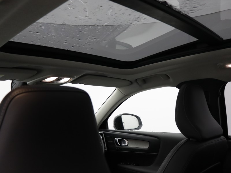 Used Volvo XC40 2025 for sale - 77762939: Photo 34