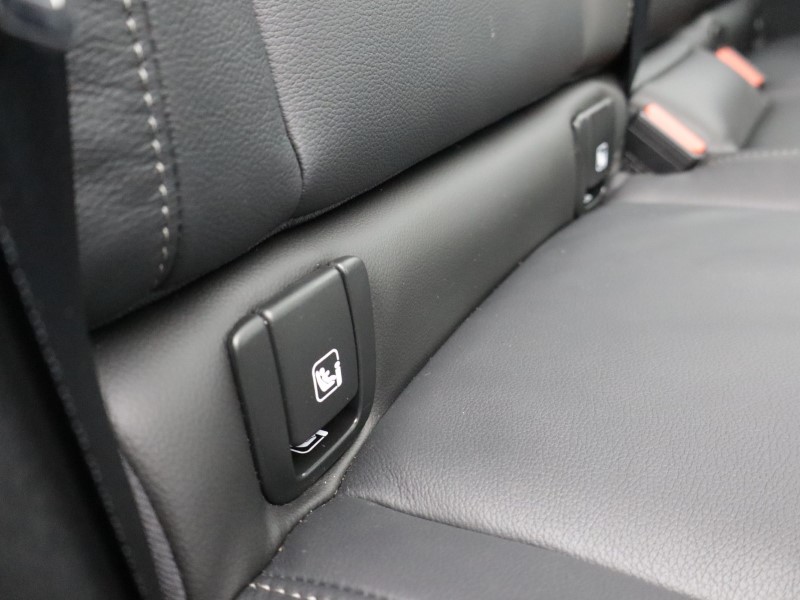 Used Volvo XC40 2025 for sale - 77762939: Photo 37