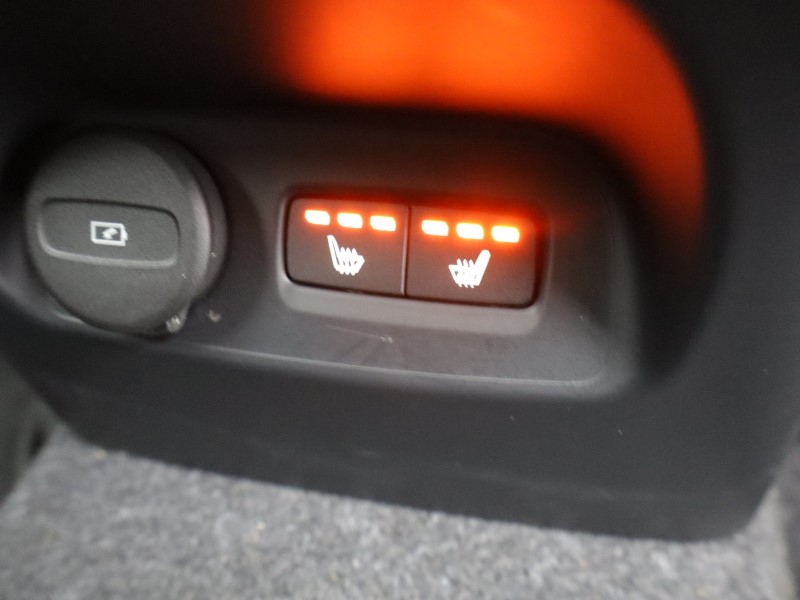 Used Volvo XC40 2025 for sale - 77762939: Photo 39