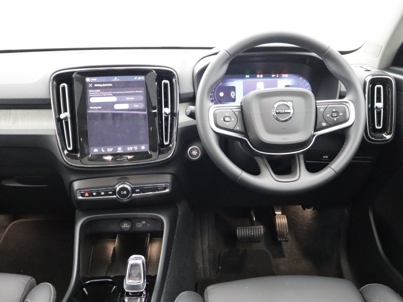 Used Volvo XC40 2025 for sale - 77762939: Photo 40