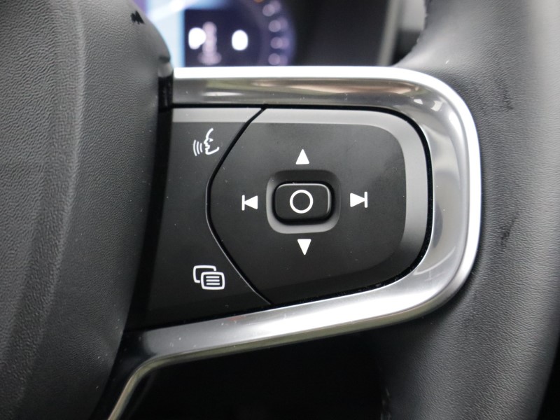 Used Volvo XC40 2025 for sale - 77762939: Photo 43