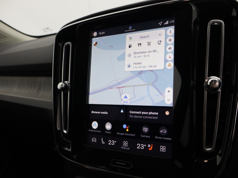 Used Volvo XC40 2025 for sale - 77762939: Photo 44