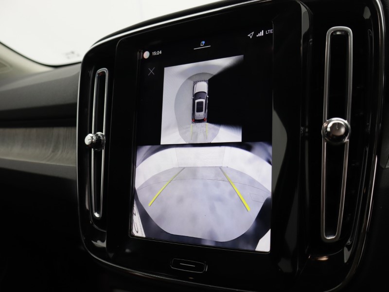 Used Volvo XC40 2025 for sale - 77762939: Photo 45