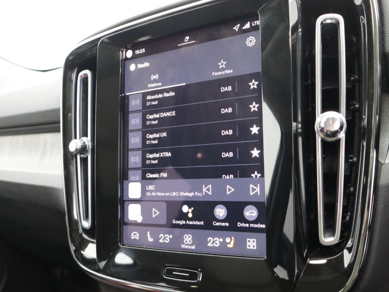 Used Volvo XC40 2025 for sale - 77762939: Photo 46