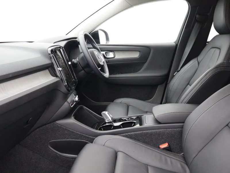 Used Volvo XC40 2025 for sale - 77762939: Photo 5