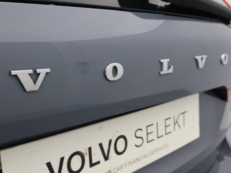 Used Volvo XC60 2023 for sale - 76982088: Photo 24