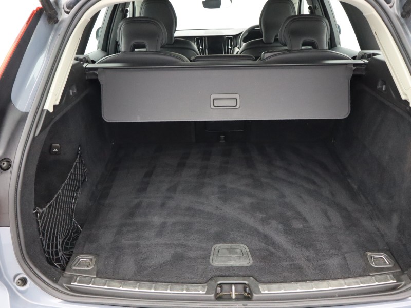 Used Volvo XC60 2023 for sale - 76982088: Photo 26