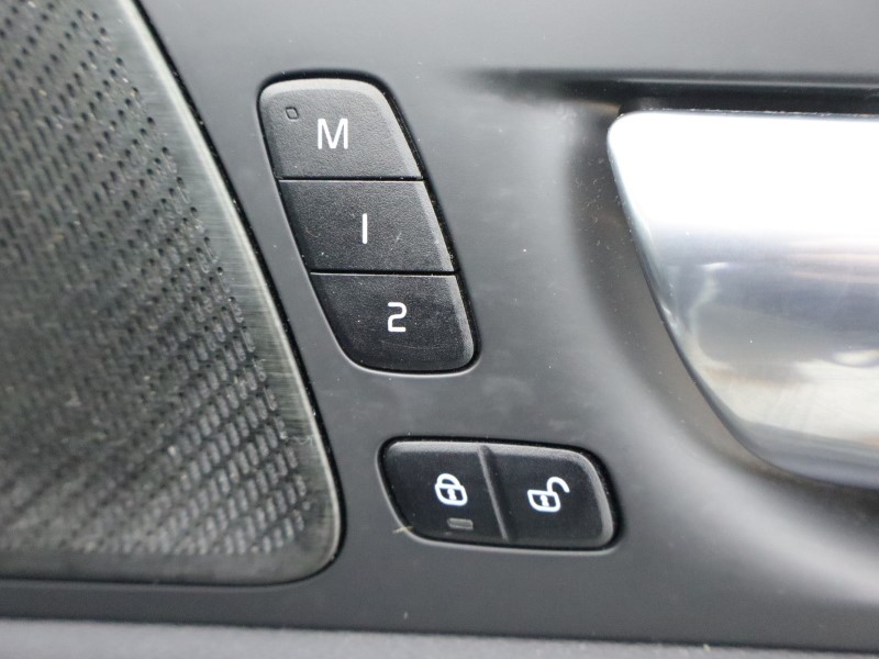 Used Volvo XC60 2023 for sale - 76982088: Photo 33