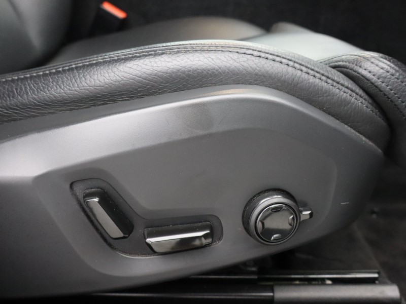 Used Volvo XC60 2023 for sale - 76982088: Photo 35