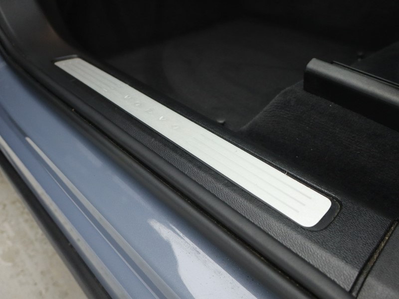 Used Volvo XC60 2023 for sale - 76982088: Photo 42