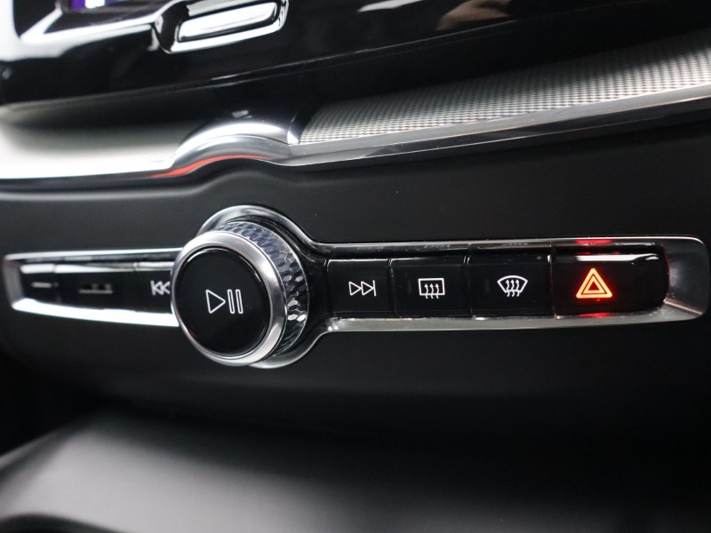 Used Volvo XC60 2023 for sale - 76982088: Photo 57