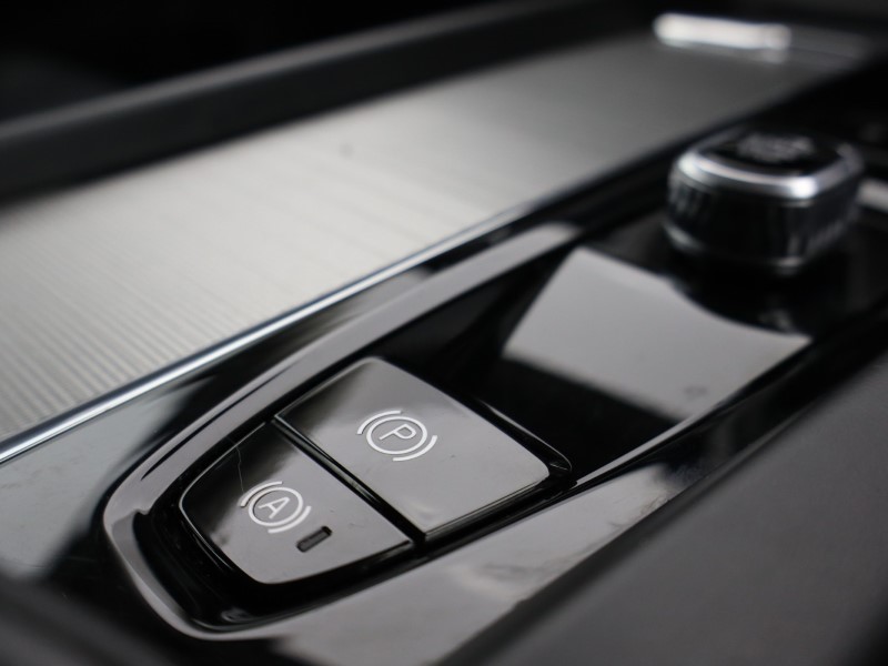 Used Volvo XC60 2023 for sale - 76982088: Photo 59