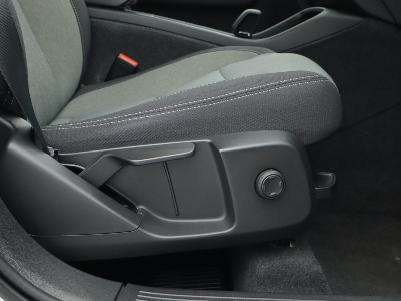 Used Volvo XC40 2024 for sale - 76981338: Photo 25