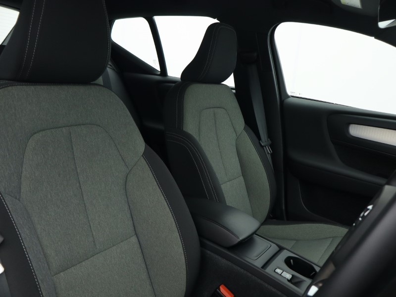 Used Volvo XC40 2024 for sale - 76981338: Photo 26