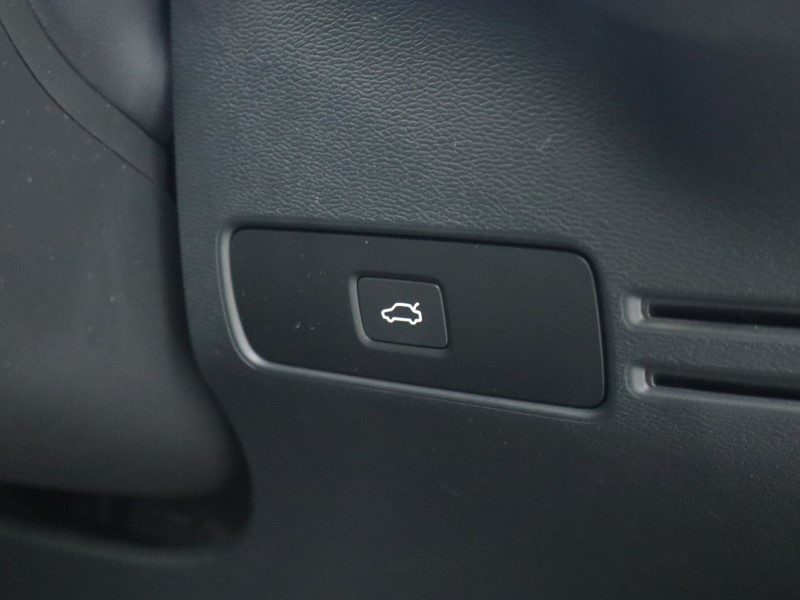 Used Volvo XC40 2024 for sale - 76981338: Photo 27