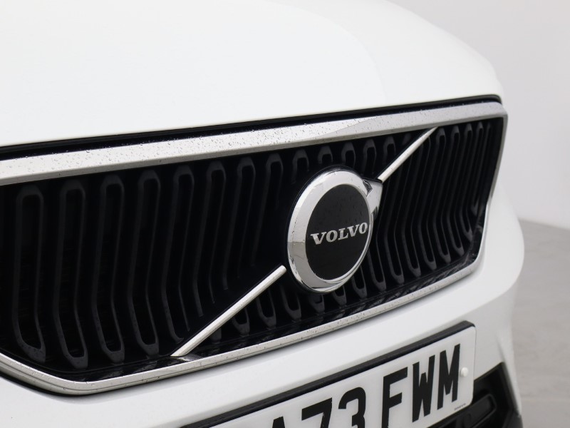 Used Volvo XC40 2024 for sale - 76981338: Photo 56