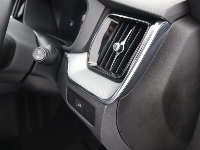 Used Volvo XC60 2025 for sale - 76981686: Photo 21