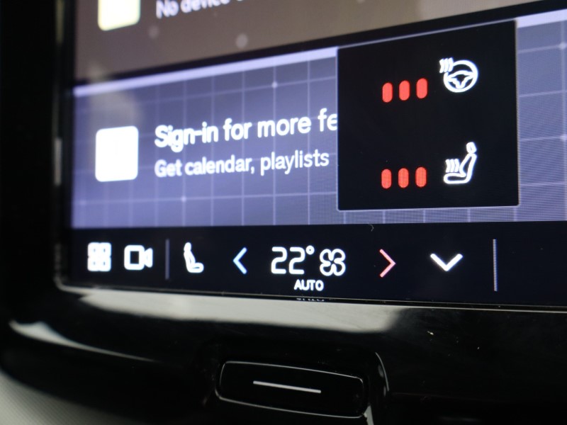 Used Volvo XC60 2025 for sale - 76981686: Photo 44