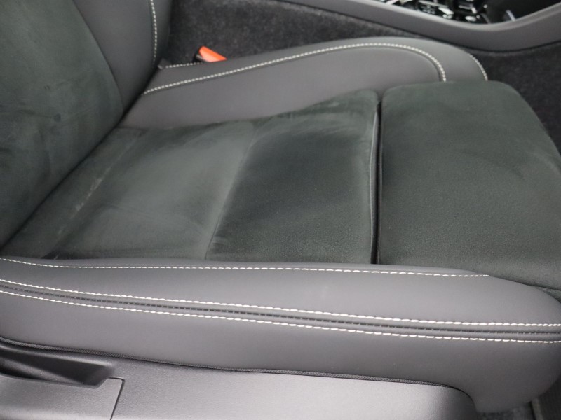 Used Volvo XC40 2024 for sale - 76981399: Photo 24