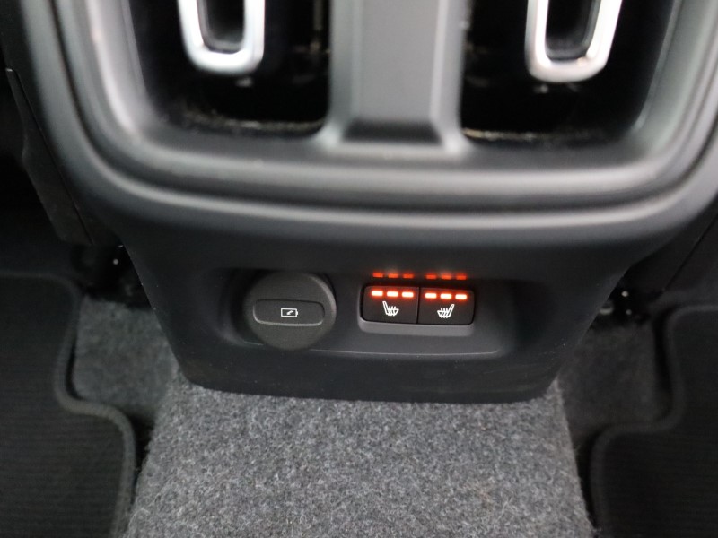 Used Volvo XC40 2024 for sale - 76981399: Photo 33