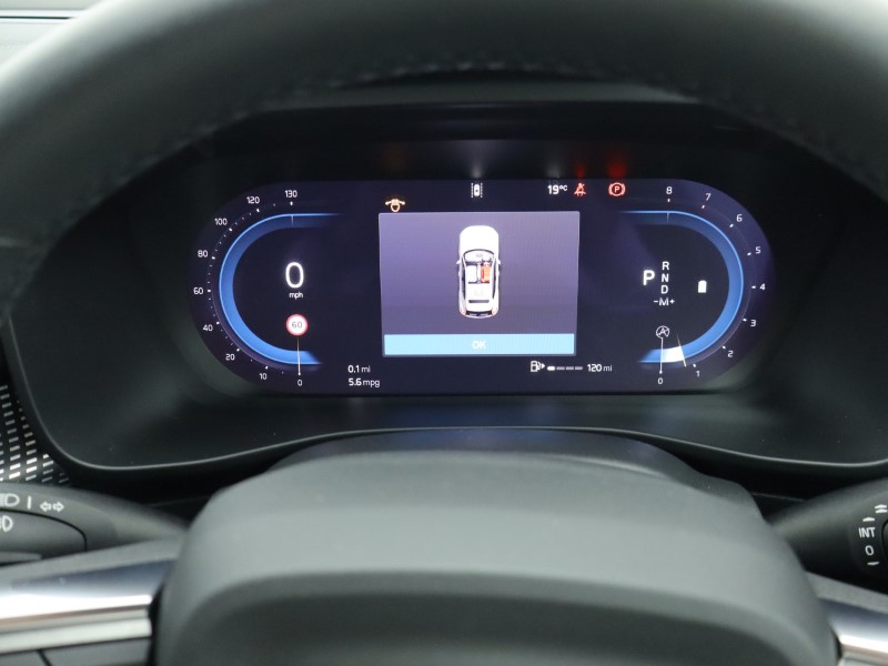 Used Volvo XC40 2024 for sale - 76981399: Photo 38