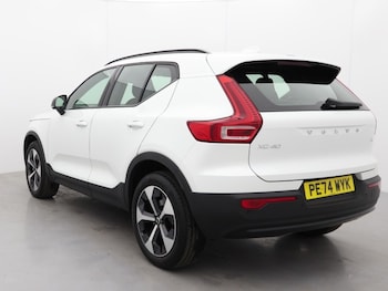 Used Volvo XC40 2024 for sale - 76981399: Photo