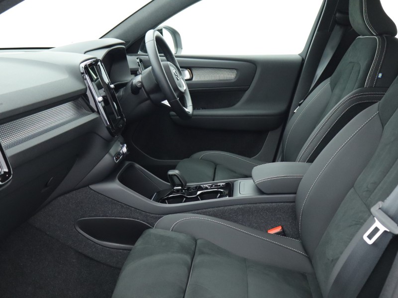 Used Volvo XC40 2024 for sale - 76981399: Photo 5