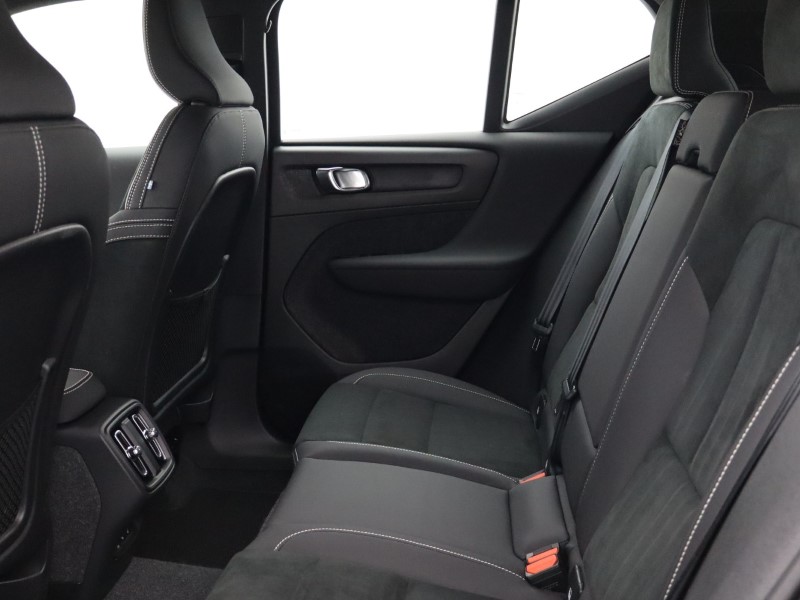 Used Volvo XC40 2024 for sale - 76981399: Photo 7