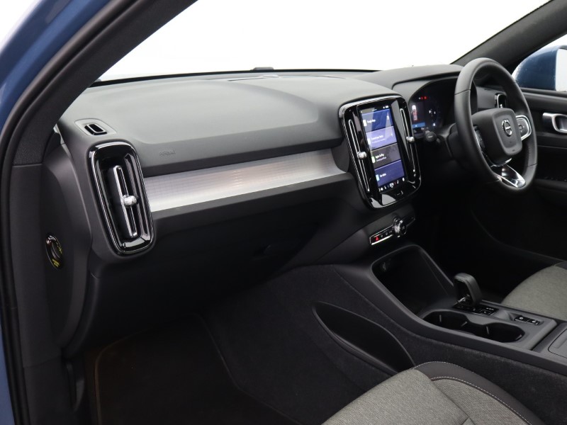 Used Volvo XC40 2023 for sale - 76981646: Photo 25