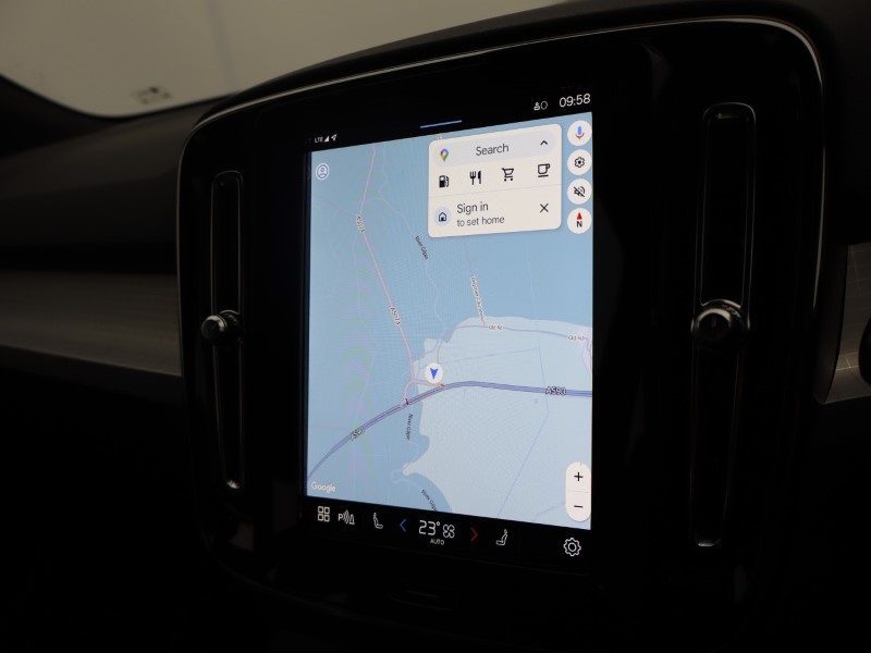 Used Volvo XC40 2023 for sale - 76981646: Photo 36