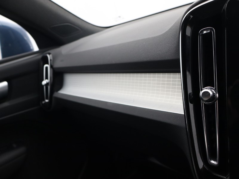 Used Volvo XC40 2023 for sale - 76981646: Photo 43