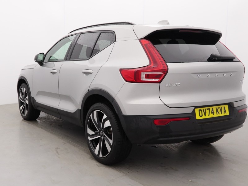 Used Volvo XC40 2024 for sale - 76982351: Photo 3