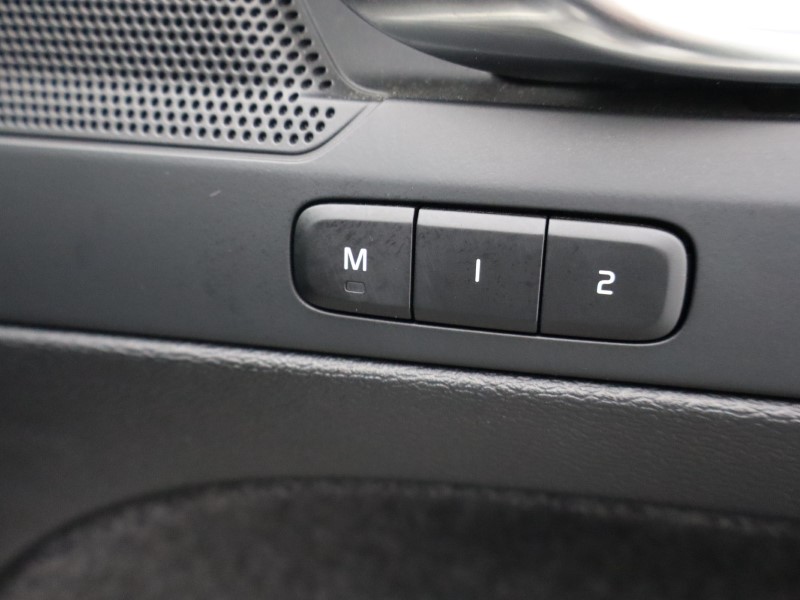 Used Volvo XC40 2024 for sale - 76982351: Photo 34