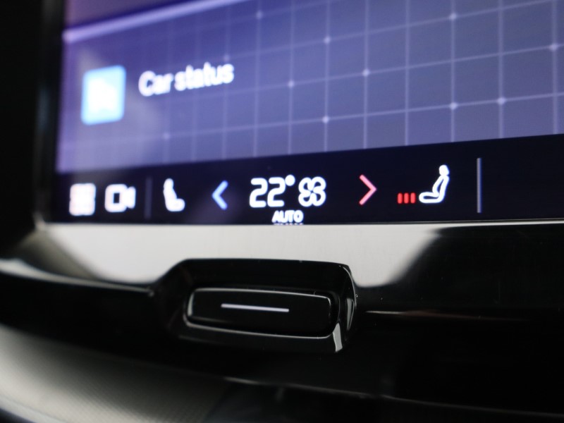 Used Volvo XC60 2022 for sale - 76982087: Photo 45