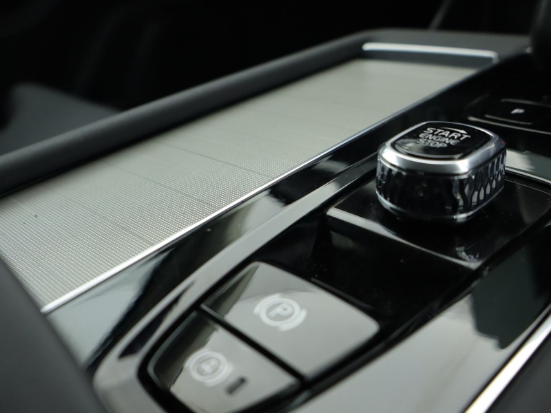 Used Volvo XC90 2025 for sale - 76982142: Photo 60