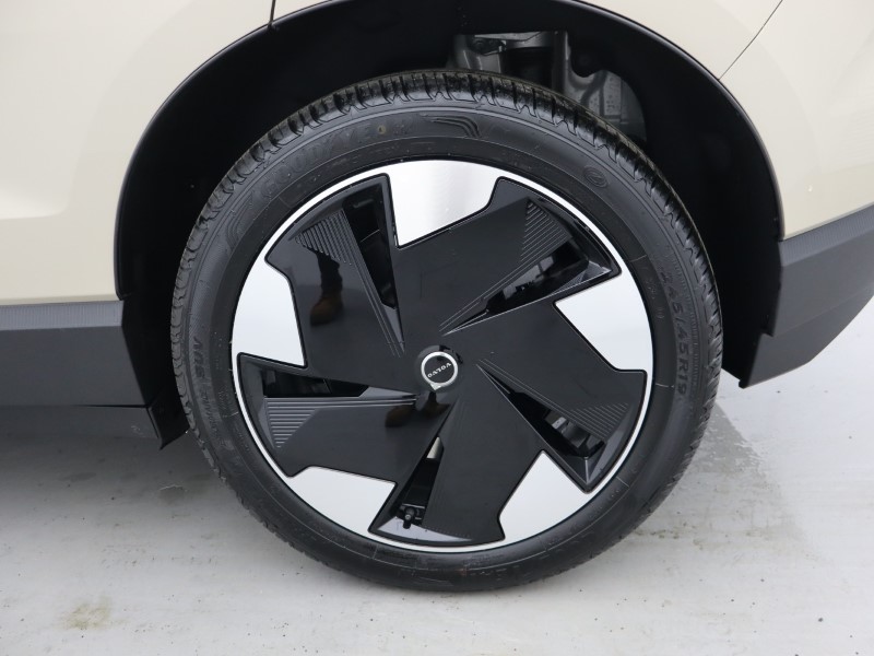 Used Volvo EX30 2025 for sale - 76981168: Photo 11